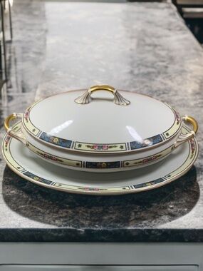 Bavaria Elegant Floral Porcelain Serving Dish with Lid